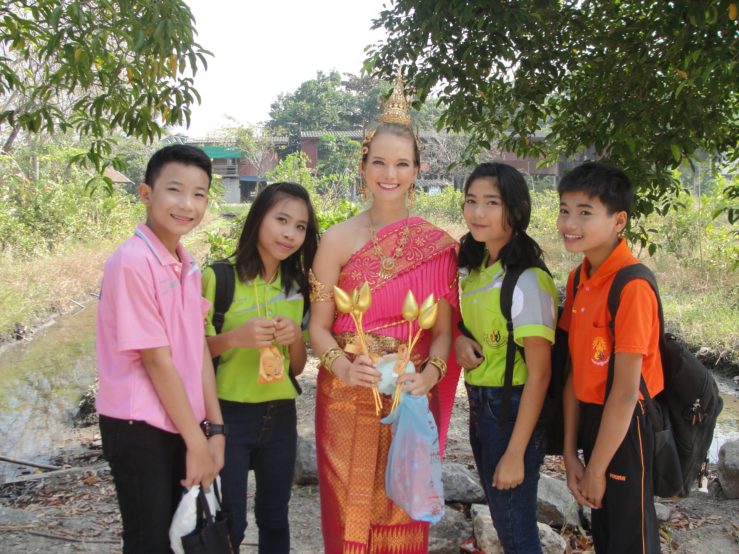 работа учителем в Таиланде